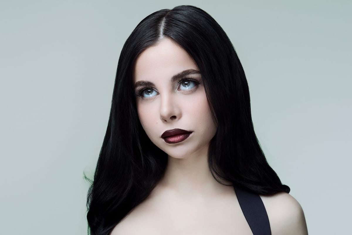 Ellise Asks the Ultimate Breakup Question on "Kill4Me"